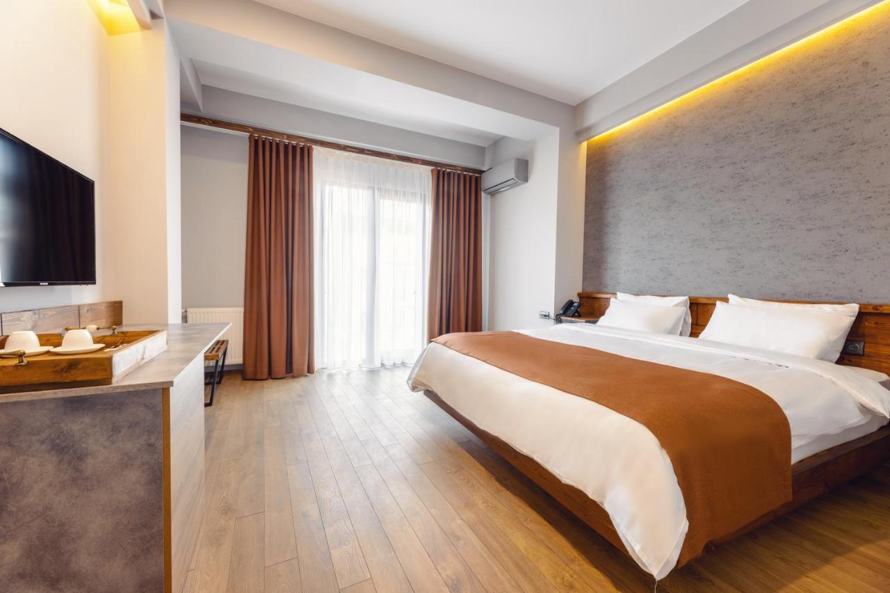 Ivy Hotel Тбілісі Екстер'єр фото