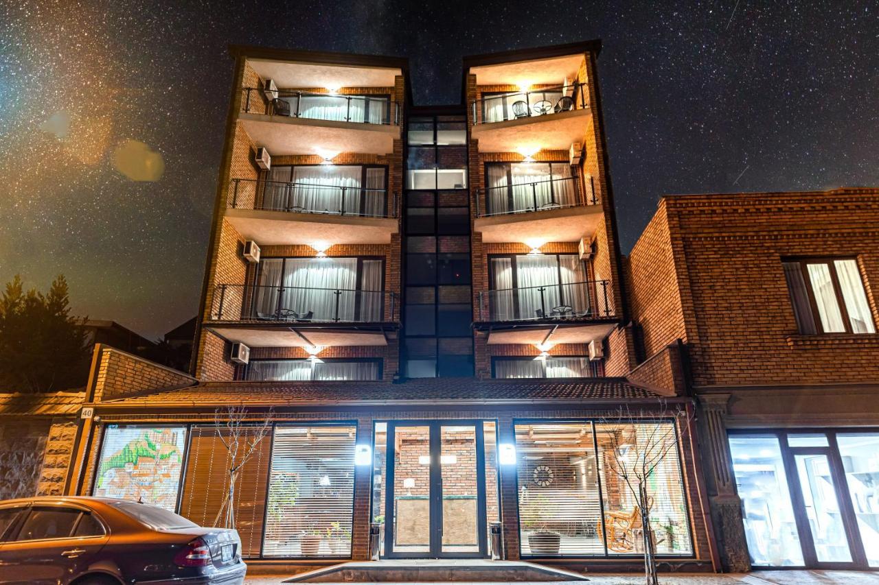 Ivy Hotel Тбілісі Екстер'єр фото